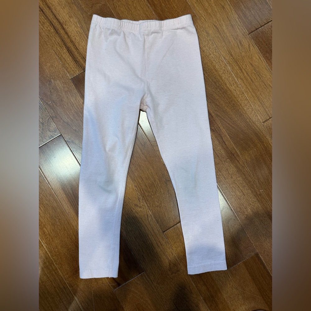 Girls 5T Light Pink Leggings – Soft and Stylish!